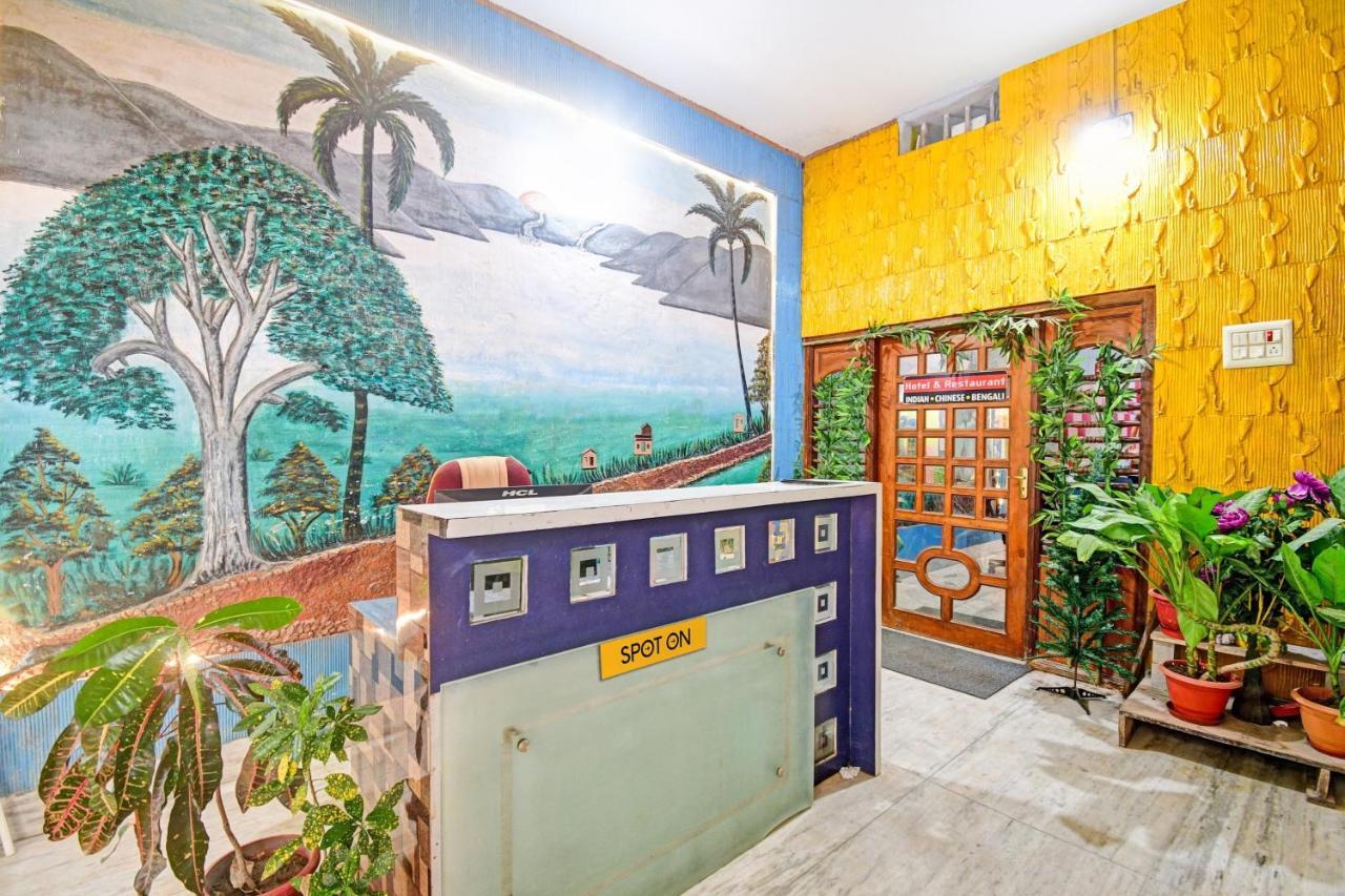 Spot On 81220 New Asha Hotel Puri Buitenkant foto