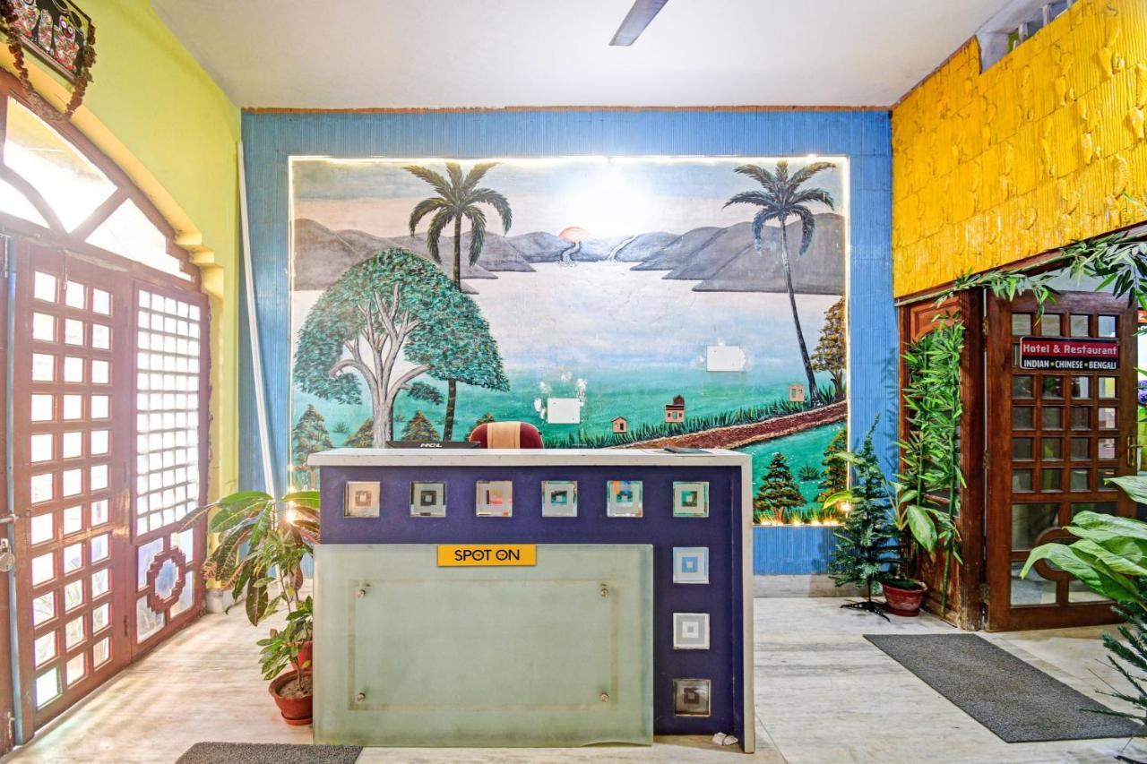 Spot On 81220 New Asha Hotel Puri Buitenkant foto